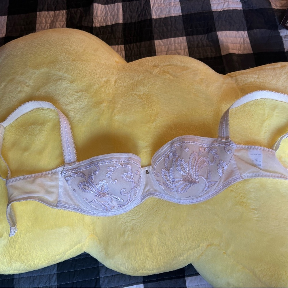 Fantasie White Embroidered Underwire Bra